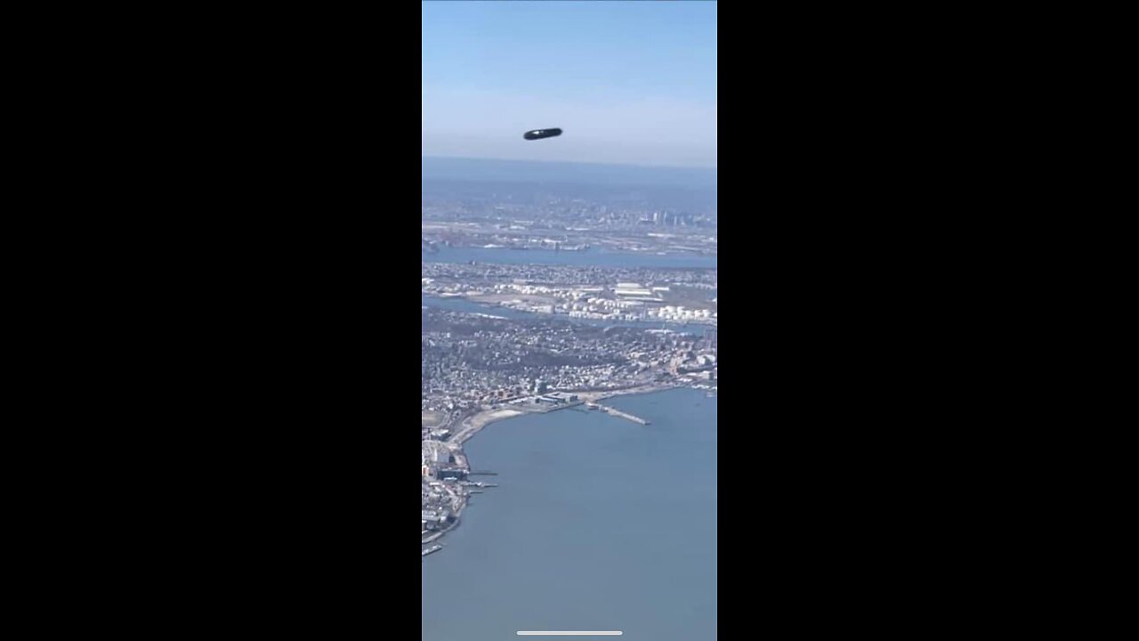 Traveler on plane reported witnessing potential unidentified flying object above New York City