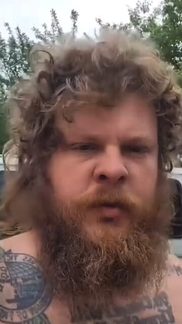 If the US military put their sponsors on the sides of vehicles.