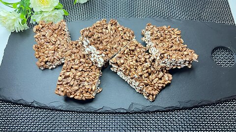 Homemade chocolate puffed rice bars, quick and easy recipe