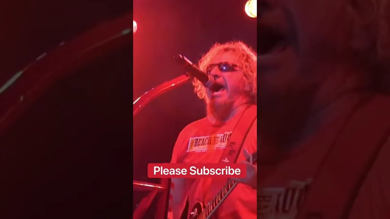 Sammy Hagar live, I Can’t Drive 55! 🚔#shorts