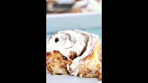 The SOFTEST gluten free cinnamon rolls!