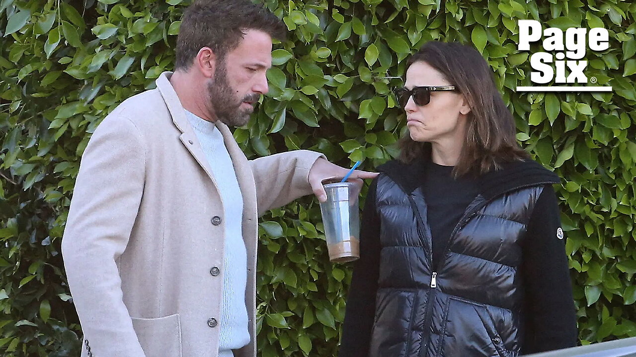 Jennifer Garner appears upset during impassioned chat with ex Ben Affleck — who then backs his Benz into another car