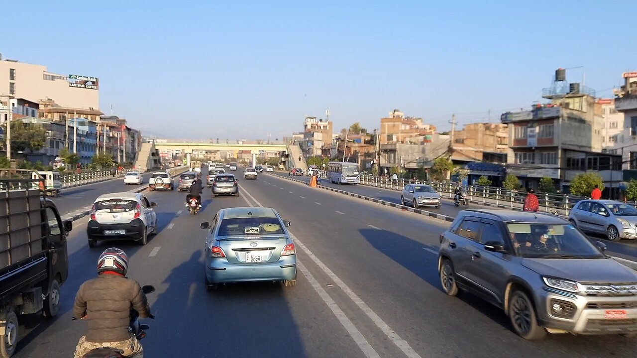 Kathmandu valley road