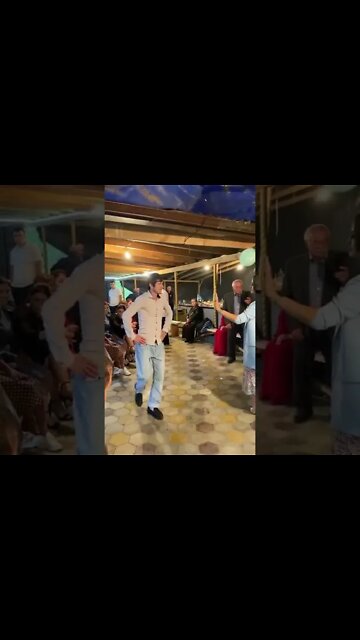 КРАСИВАЯ ЛЕЗГИНКА ДЕВУШКА НА СВАДЬБЕ ТАНЦУЕТ #shorts