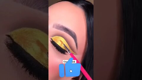 Must watch crazy beauty hack ever #shorts #beautyhacks #eyemakeup