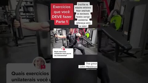 Exercícios que você DEVE fazer parte 1. Crucifixo unilateral na máquina #shorts #hipertrofia #peito