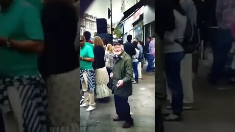 never to old for dancing 🕺🕺🕺🕺🕺👴👴👴