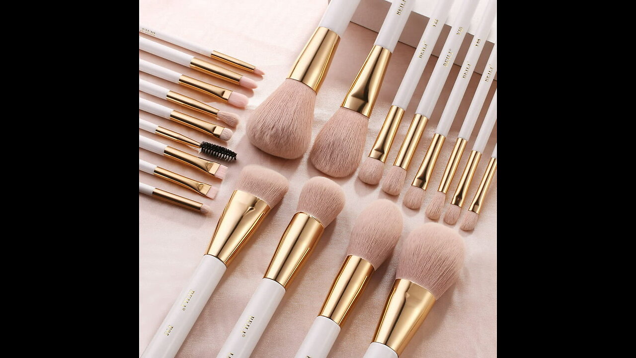 DUcare Makeup Brush Set 12pcs with Bag Professional Synthetic Face Eye Shadow Eyeliner Foundati...