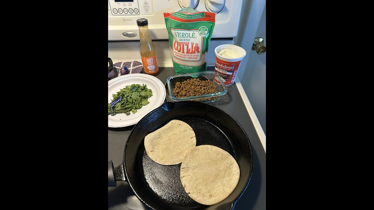 Cotija Tacos With Cilantro #FYP #Tacos #Cotija #Cilantro #TacoBellHotSauce #SourCream #CornTortillas