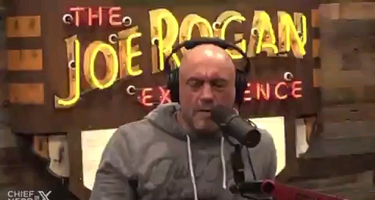 🔥 Joe Rogan & 'Yellowstone' Creator Taylor Sheridan on Vaccine Mandates: They Were Vilifying People