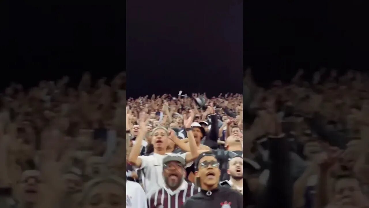 🔥🦅 A FIEL EM GRANDE VOZ! (Use fones) 🖤🤍 #shorts #corinthians #timão