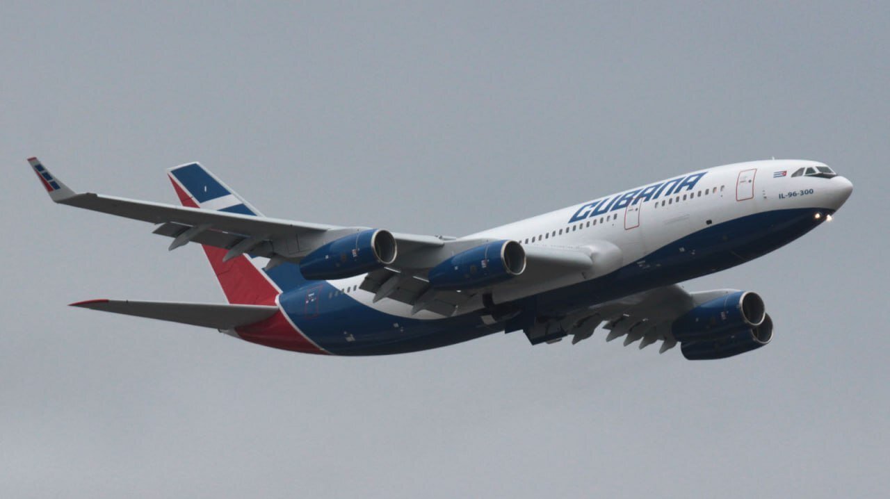 The Ilyushin Il-96 liner returned to Cuba after more than a year in Russia.