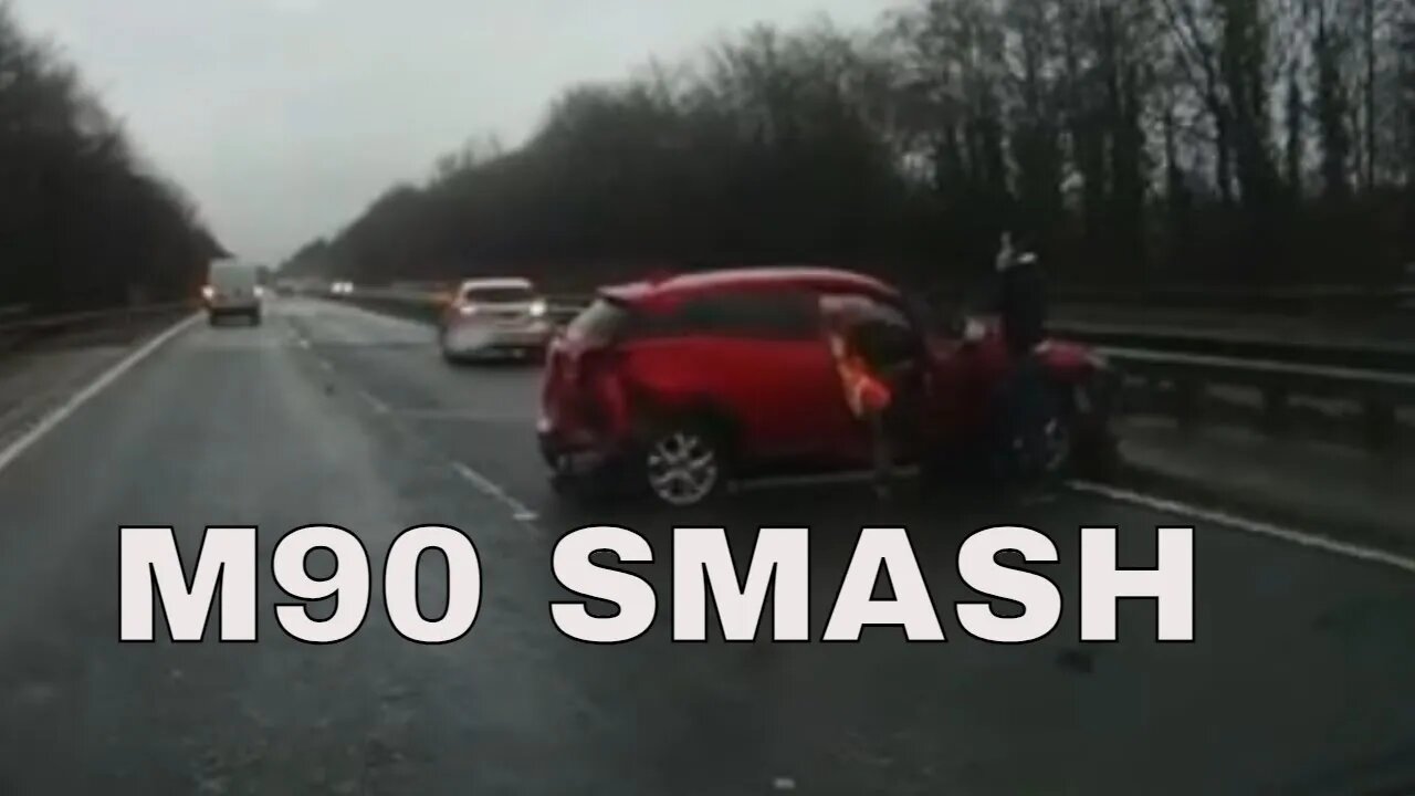 Car Accident M90 southbound Today 3.30 pm