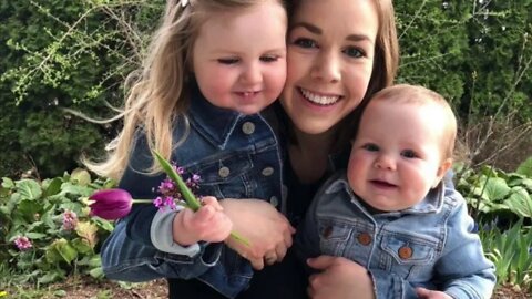 A Mom & A Wedding