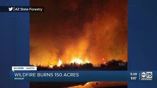 Wildfire leads to about 20 evacuations in Arizona community