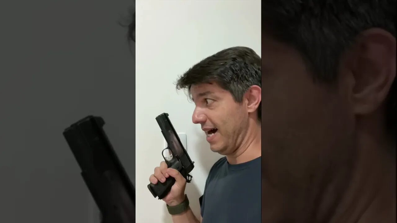 Home invasion vs self defense laws in Brazil examples. #parody #law #fight #homeinvasion #funny