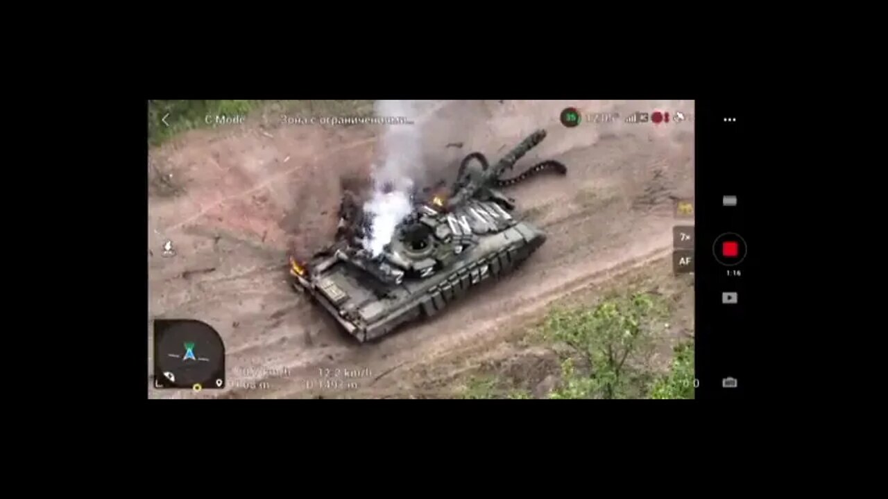 A pair of Russian-backed LPR T-64 tanks were destroyed!