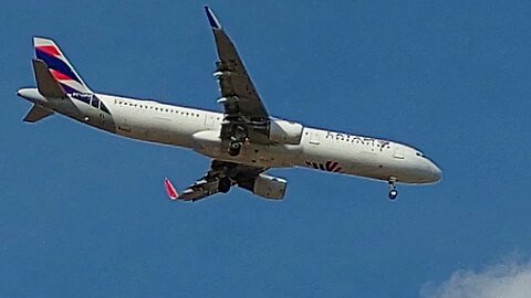 Airbus A321 PT-XPO coming from Manaus to Fortaleza