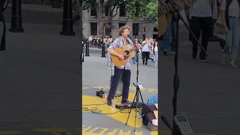 Busker Andrew Duncan covers this time #andrewduncan