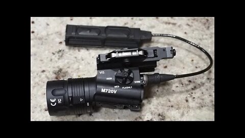 Unboxing and testing the Surefire M720V light