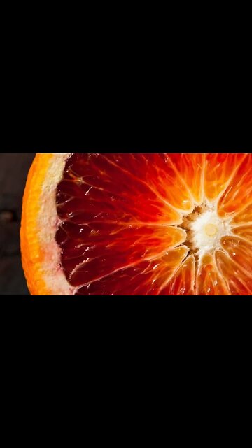 МАНДАРИН С КРОВЬЮ ❓🩸💉😱 #Shorts