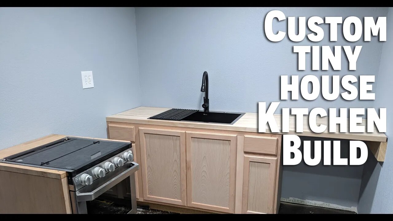 Custom Tiny House Kitchen Build/ DIY Tiny House Tour 2021