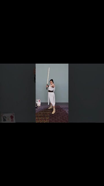 Star Wars Jedi Rey Cosplay | Megacon