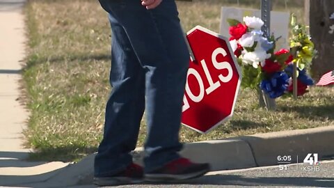 Gardner community mourns loss of crossing guard struck by car