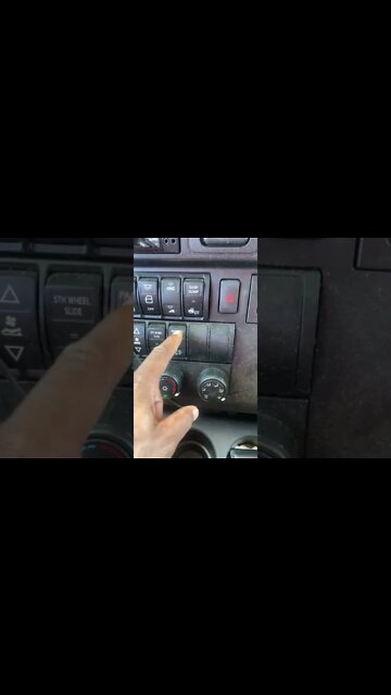 #shorts #2022 funny,prank,funjokes,dad jokes,funny memes,funny video,fun,laughing,funny animal,knock