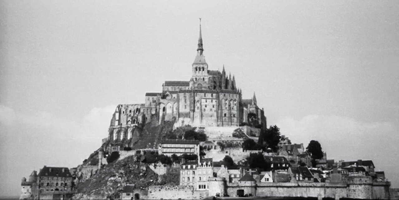 Mont-Saint-Michel: A Completely Fortified Island [Castle] Normandy, France. Myth + Oldest Photos