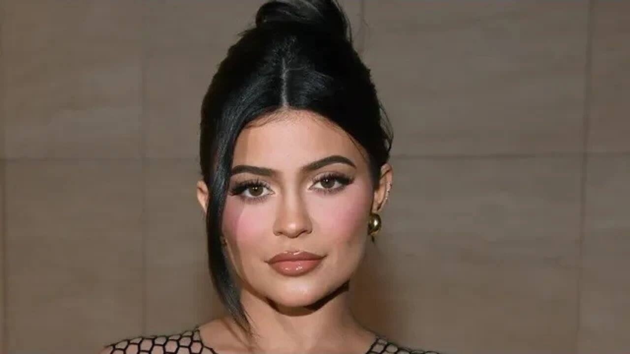 Kylie Jenner Gets Support From Jewish Organizations Of America !