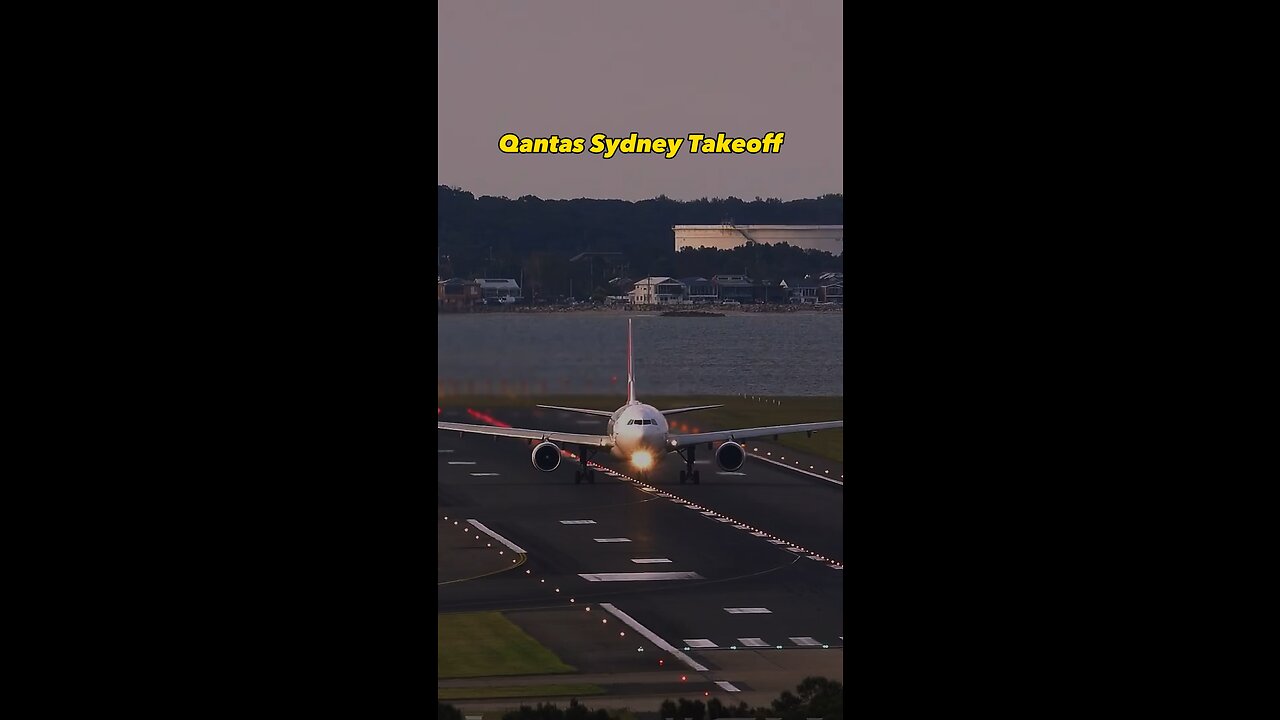 Qantas Taking Off In Sydney Airport