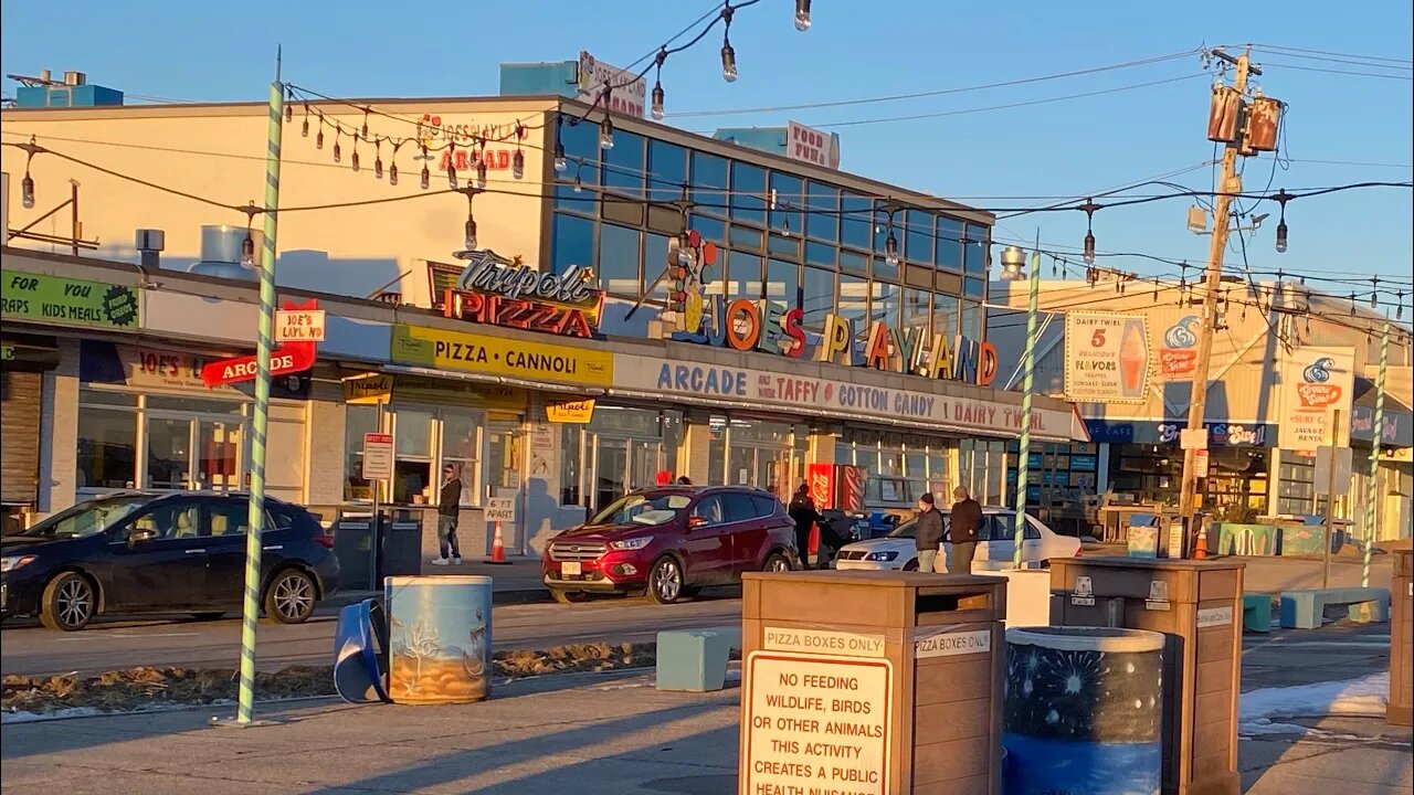 Exploring the Amusements at Salisbury Beach MA - TWE 0272