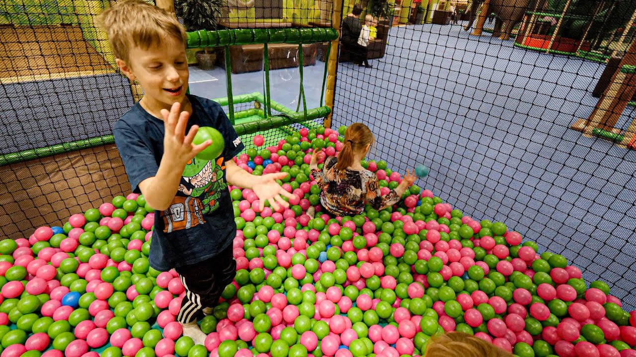 Fun for Kids at Huge Leo's Indoor Playground