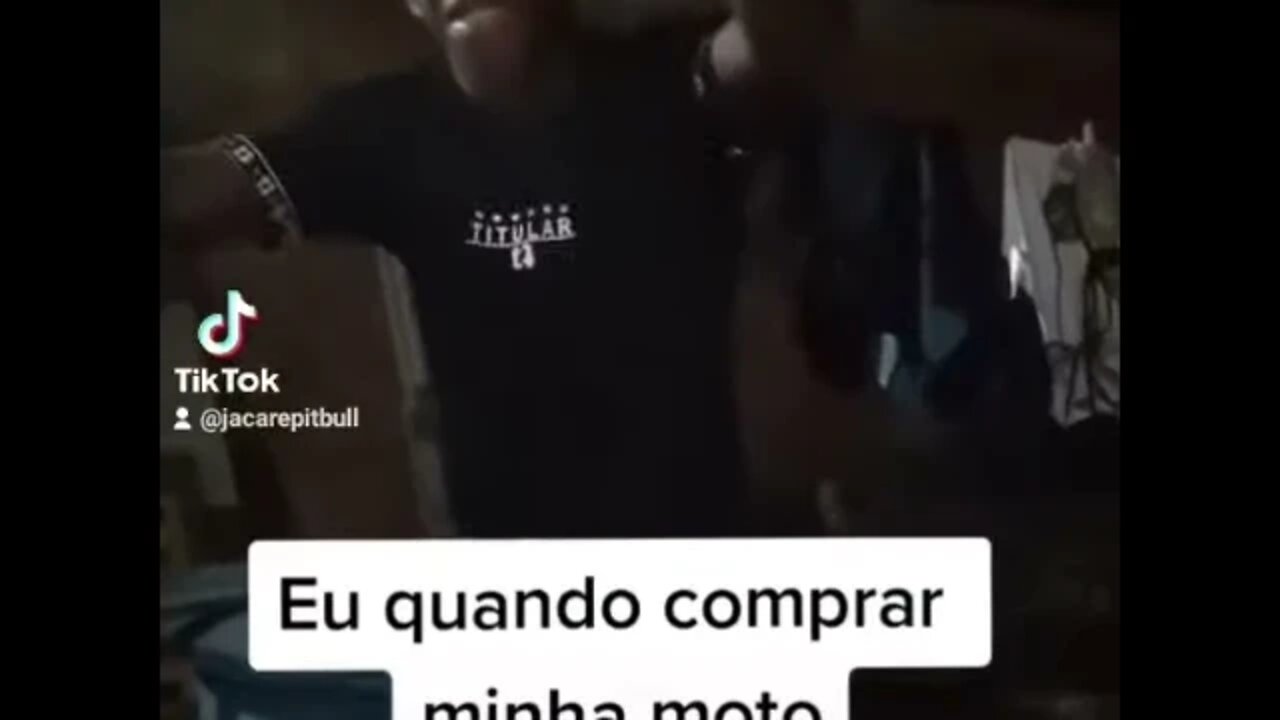 PITBULL TA NA PISTA [ MEMES 2021 ] [ ENGRACADO ] O PITBULL QUANDO COMPRAR UMA MOTO VOU FAZER ASSIM O