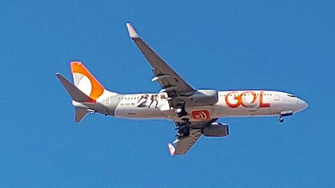 Boeing 737-800 PR-GUX vindo do Recife para Fortaleza