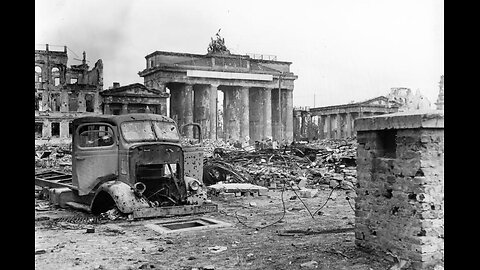 INTERVIEW WITH TRAUTE BAUER, GERMAN CITIZEN WHO LIVED IN BERLIN DURING WW2 ALLIED BOMBINGS