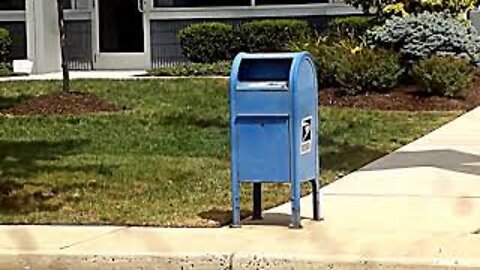 Nearest post box to Secaucus New Jersey train station