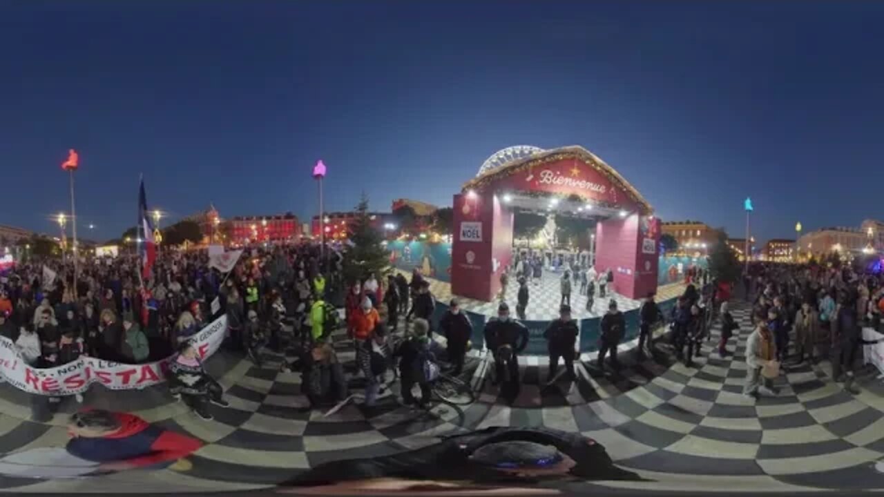 Anti-pass vaccinal devant le marché de Noël : vidéo 360° ! #vr360