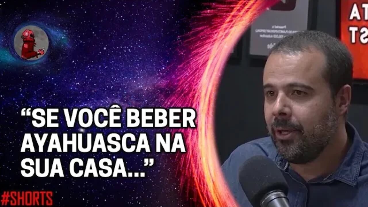 “BEBER AYAHUASCA E VER UM ALIENÍGENA” com Leo Martins e Camila Chagas | Planeta Podcast #shorts