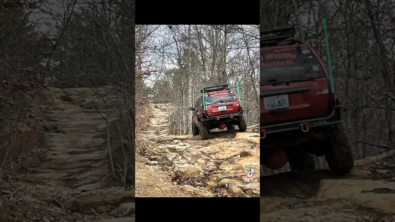 #hollerwood #hollerwoodoffroad #hollerwoodoffroadpark #jeep #jeepwrangler #jeepgrandcherokee #wj #tj