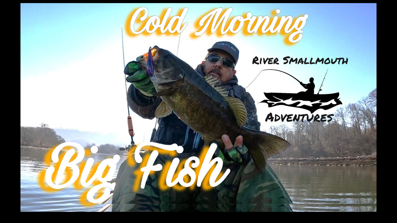 Cold Morning- BIG FISH (Late FALL Kayak trip!)