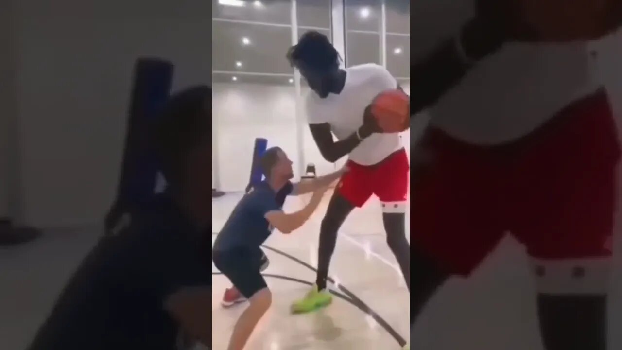 fazendo cafuné com as bolas 😂😂😂 #shorts