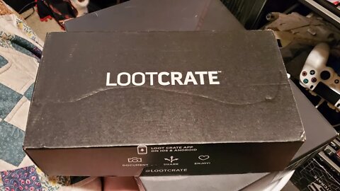 Attair Unboxes the September 2020 Lootcrate Core Travelers