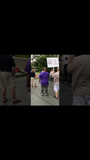 Protest at / The Southmore