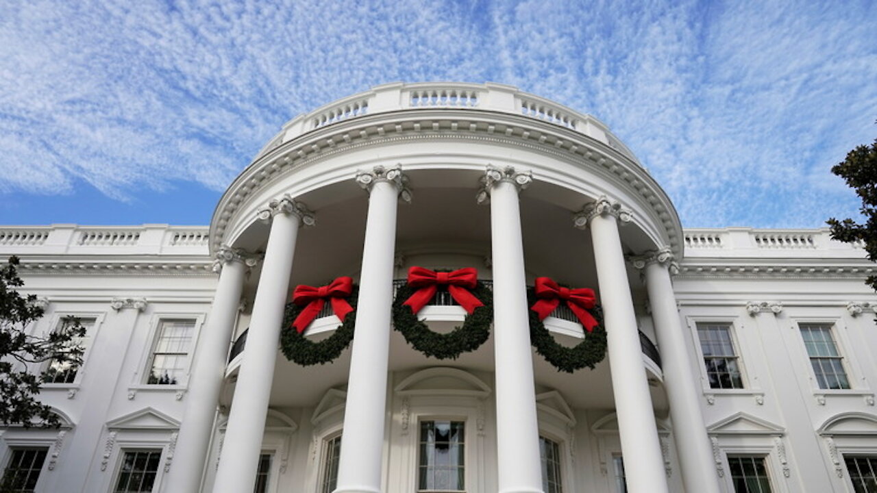 Armed Man Arrested on Way to White House to Rid 'Evil Demons'