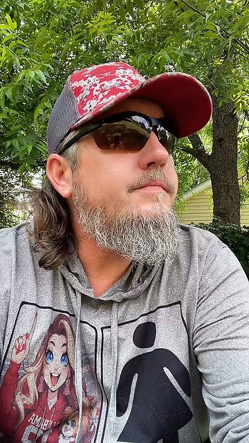 What You See Is What You Get. Be Real