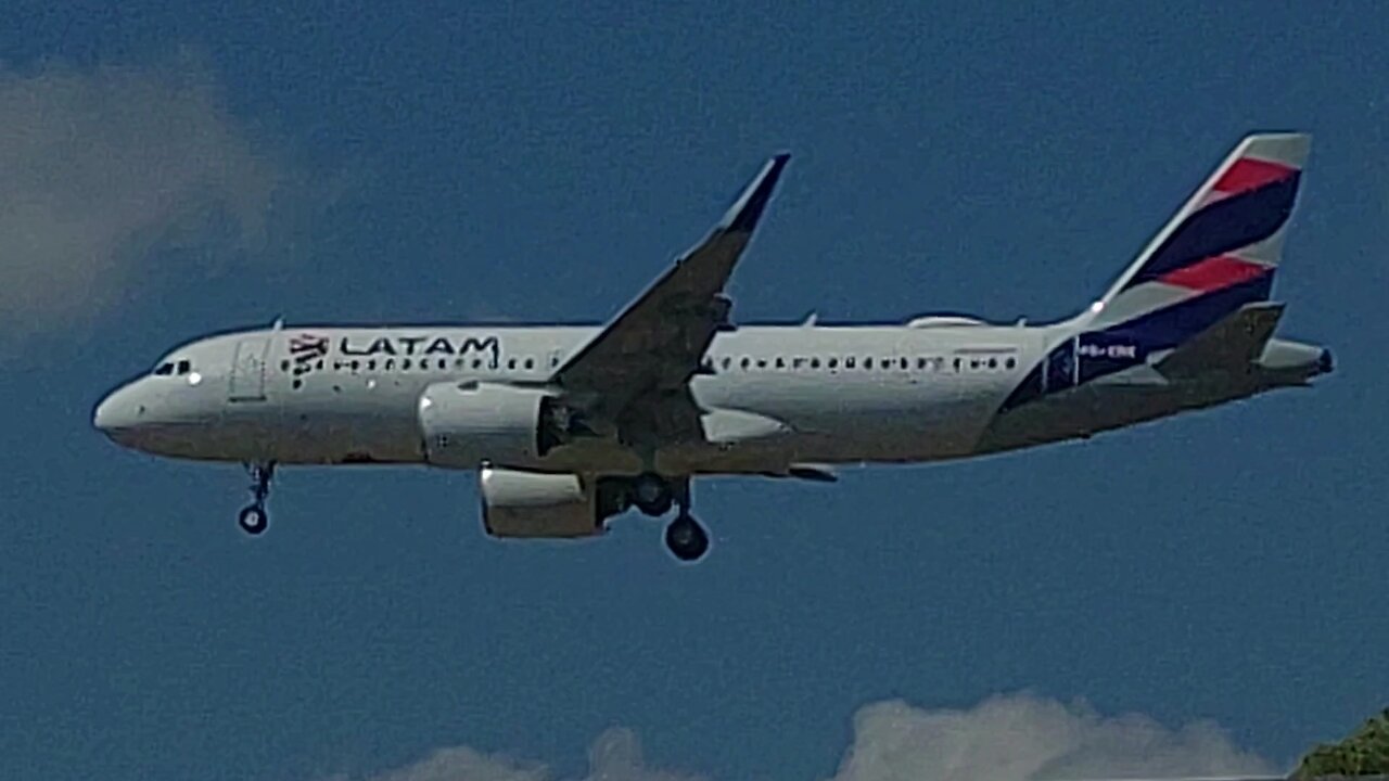 Airbus A320NEO PR-XBN vindo de Guarulhos para Manaus