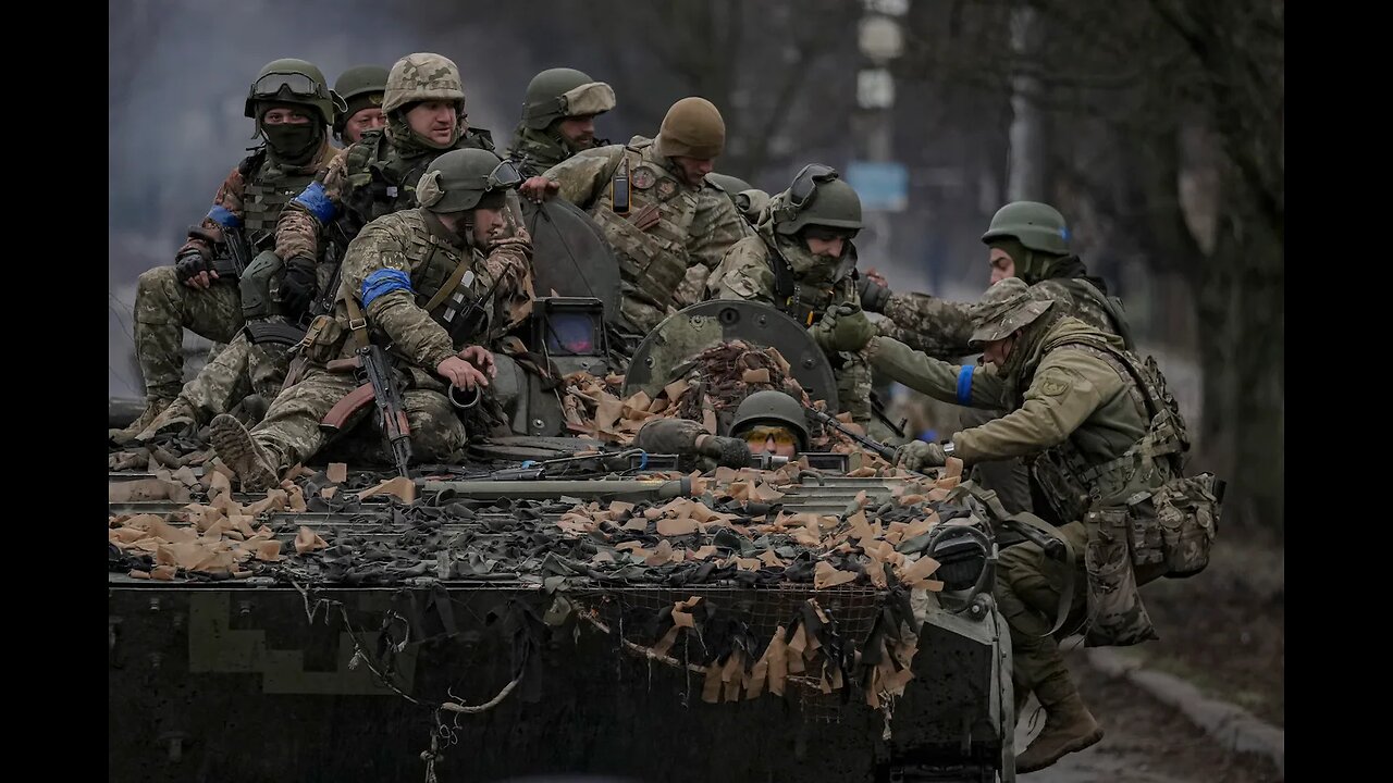 Ukrainian soldiers storm Russian trench in terrifying video of assault on Wagner in Bakhmut