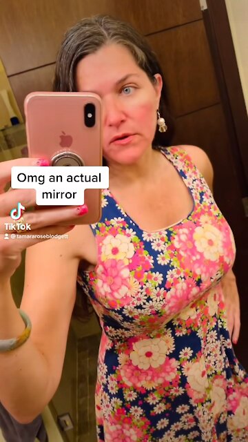 Close up of my vintage Hawaii dress.